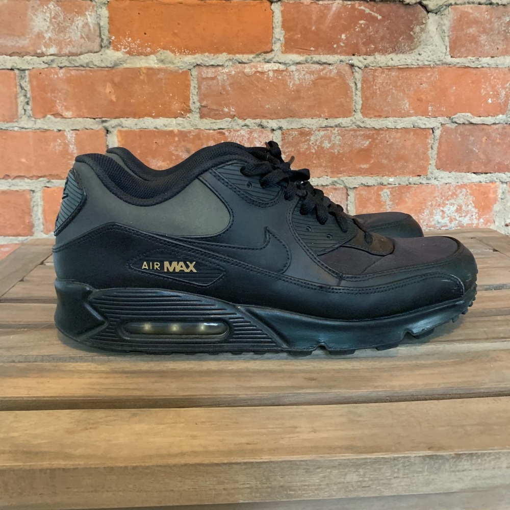 Men’s Air Max size 13